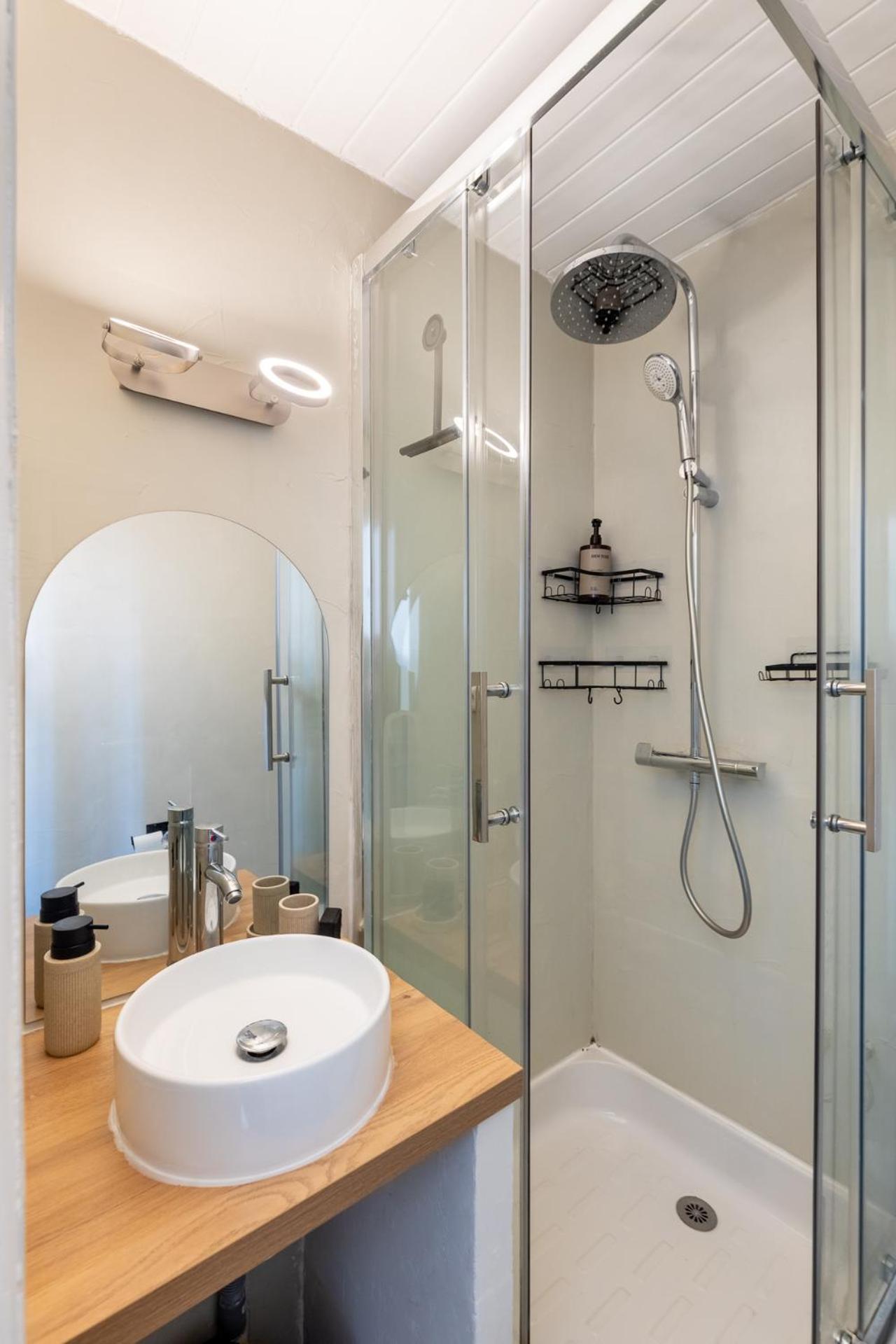 Charming Apartment For 2 People مارسيليا المظهر الخارجي الصورة